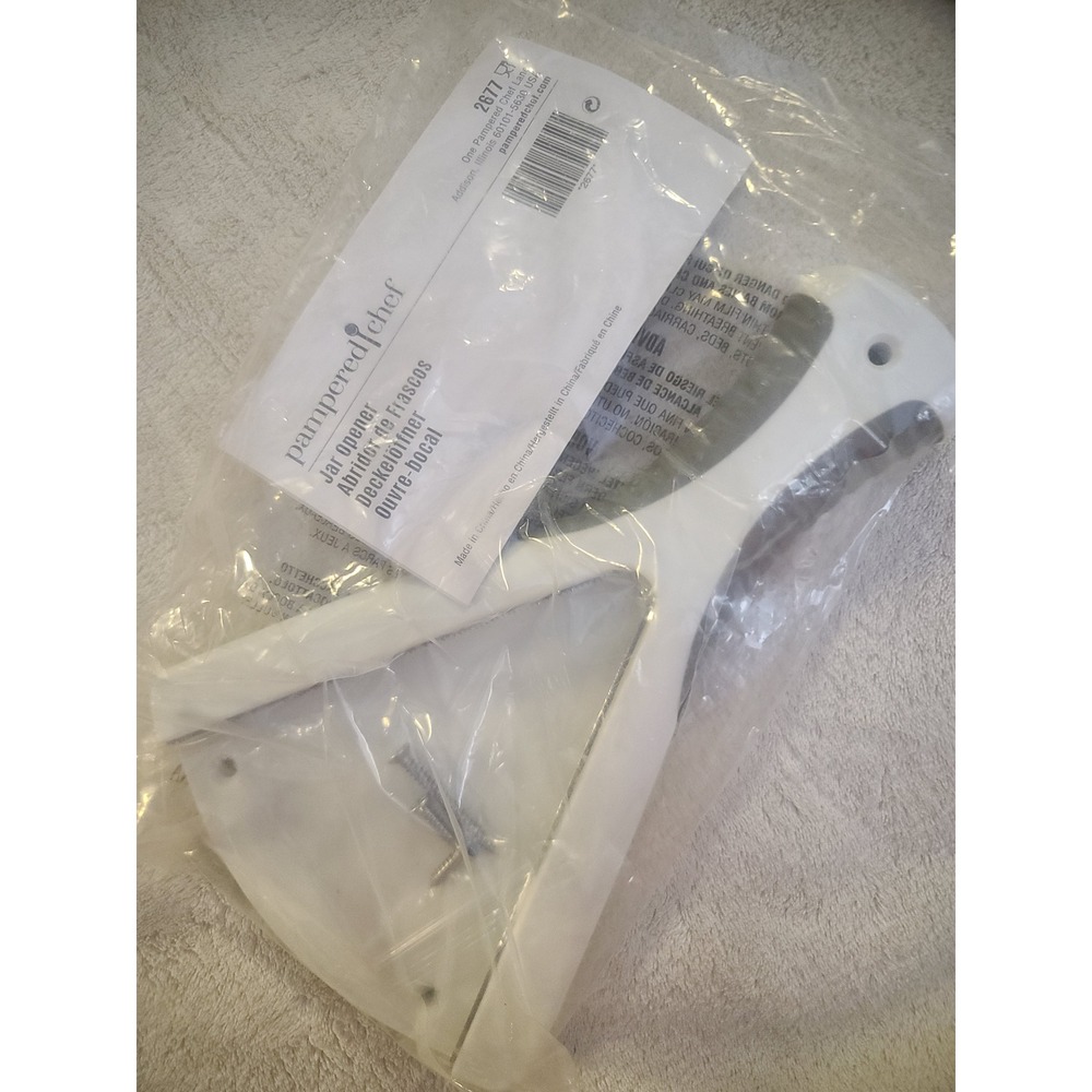 Pampered Chef Jar Opener 2677 White Under Cabinet Mount Tool New